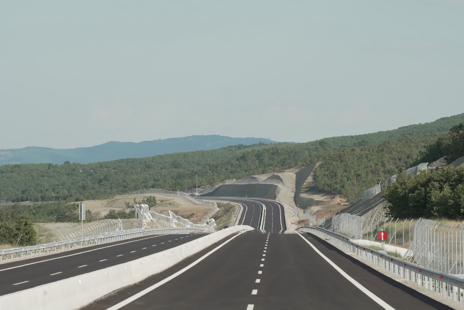 E65